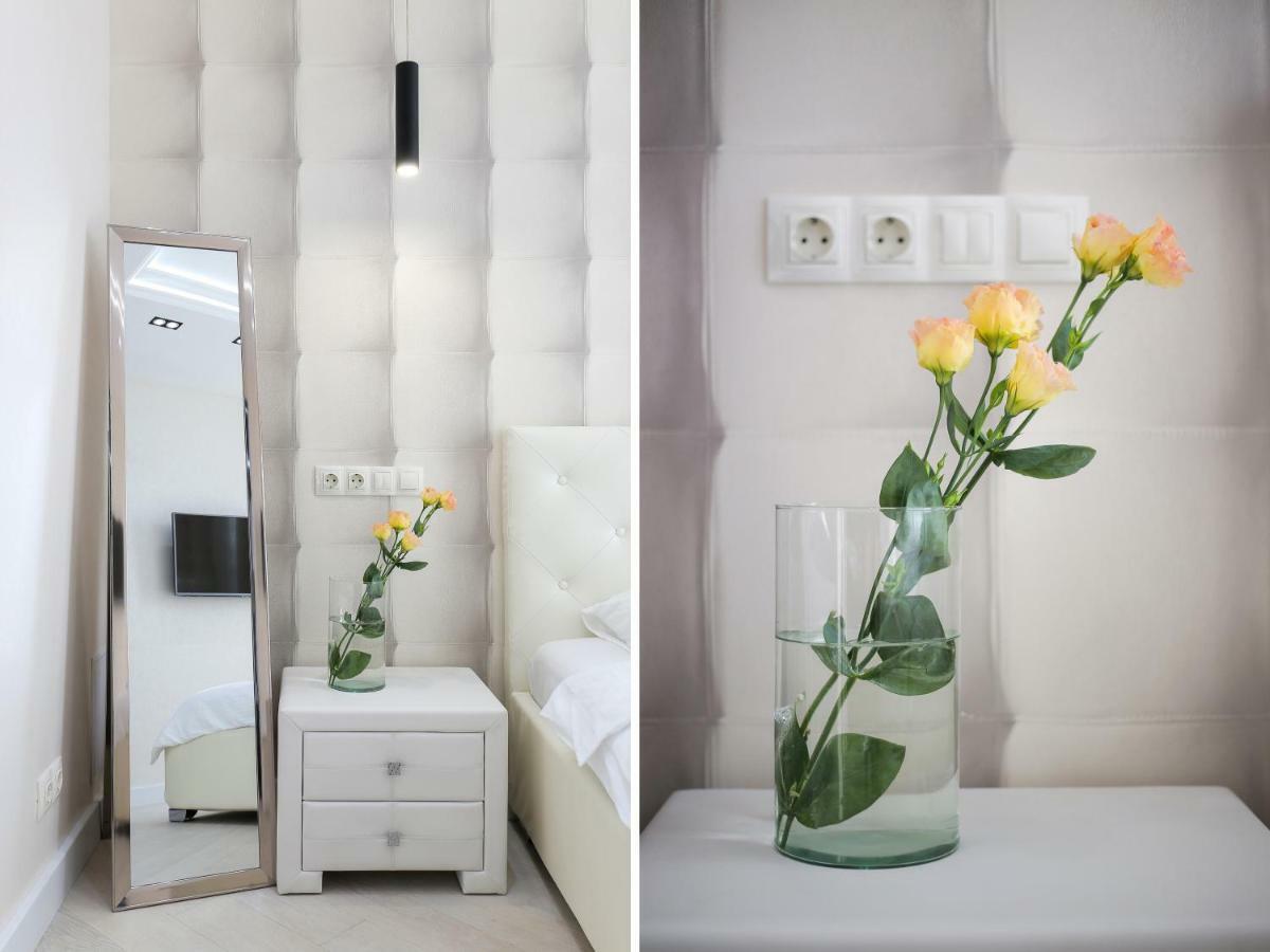 Black&White Apartment In Smart Plaza Kijów Zewnętrze zdjęcie