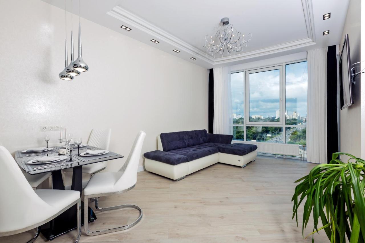 Black&White Apartment In Smart Plaza Kijów Zewnętrze zdjęcie